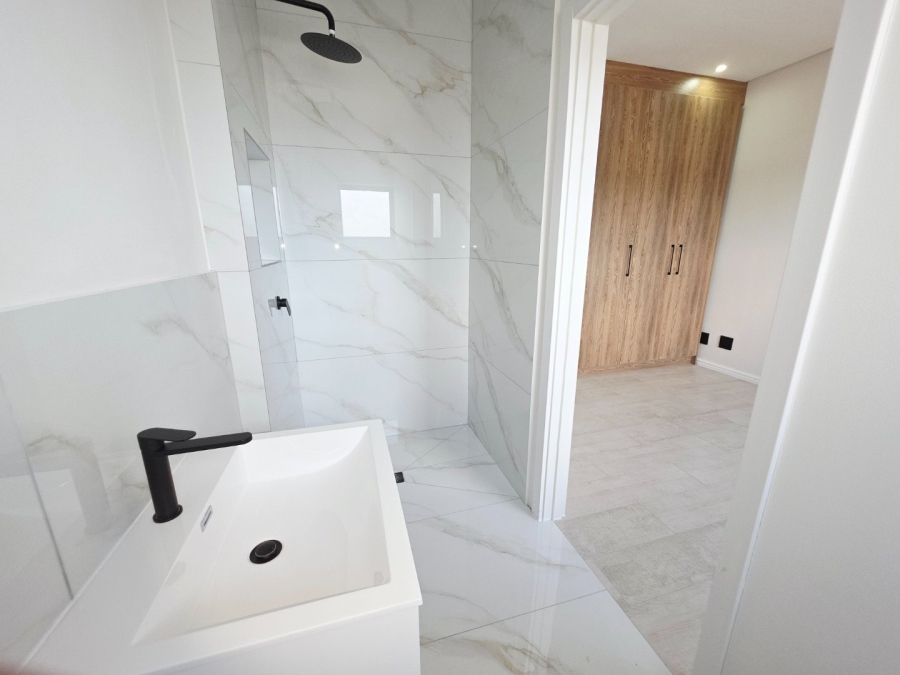 4 Bedroom Property for Sale in Sandown Western Cape